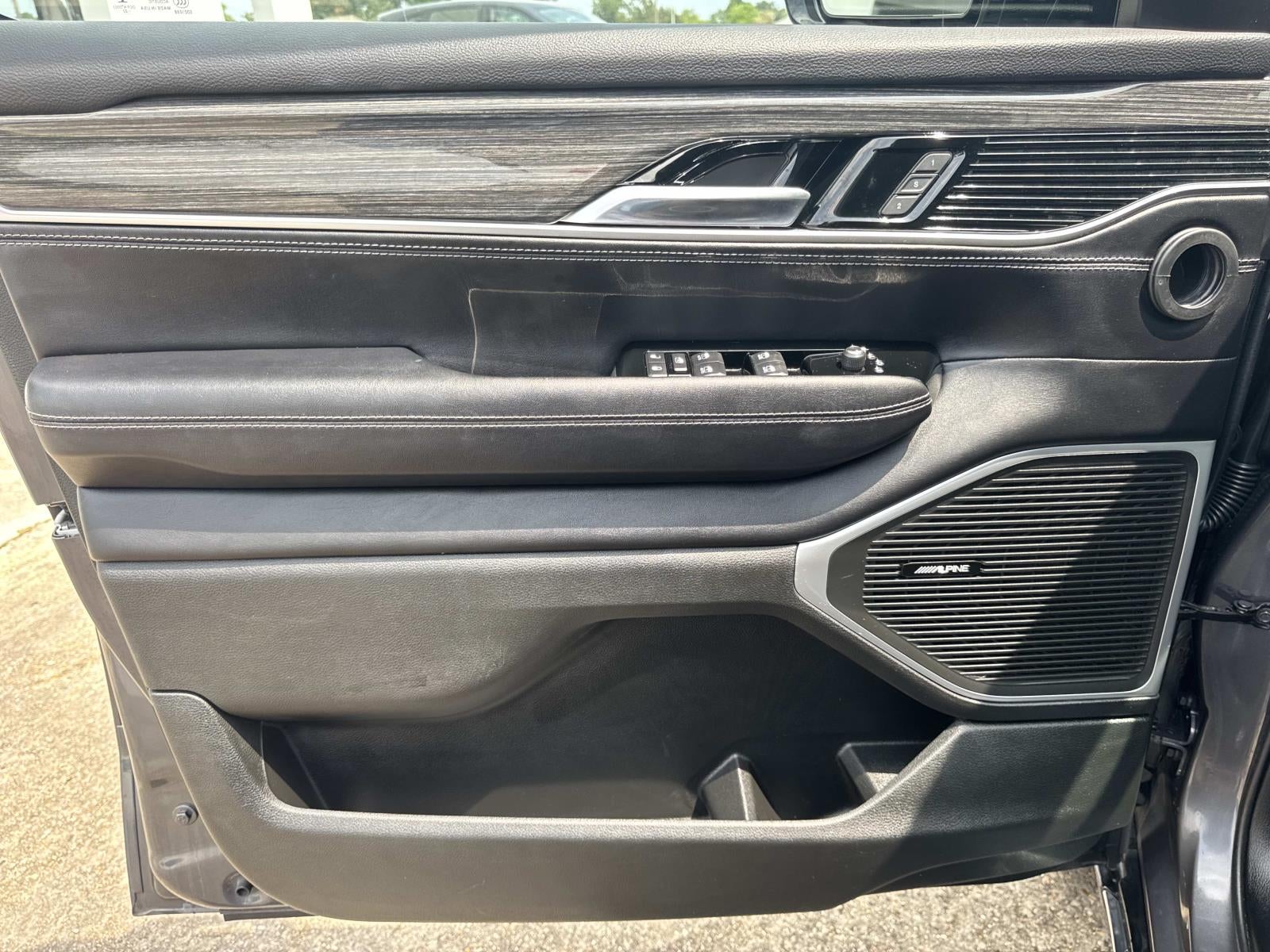 2022 Jeep Wagoneer Series II 4x2