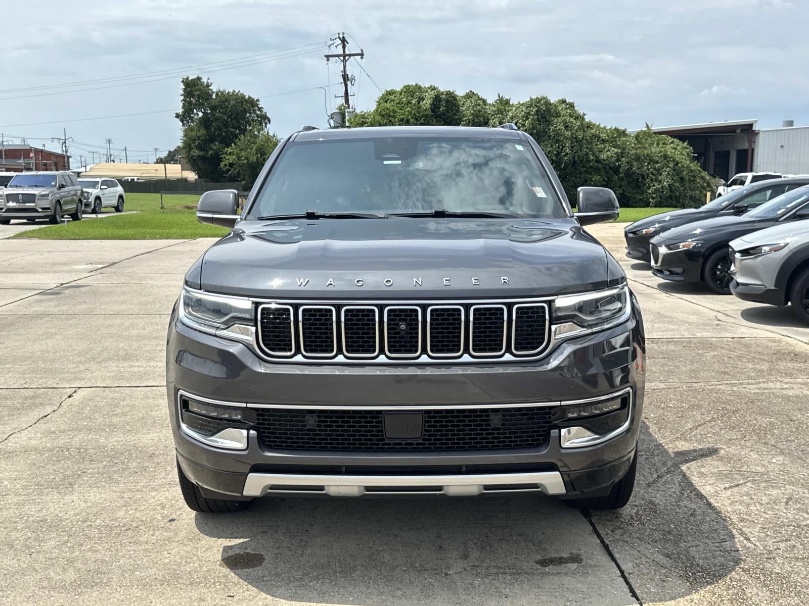 2022 Jeep Wagoneer Series II 4x2