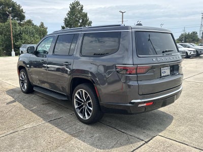 2022 Jeep Wagoneer Series II 4x2
