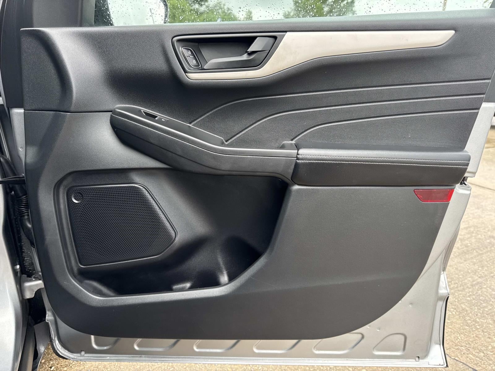 2022 Ford Escape SE FWD