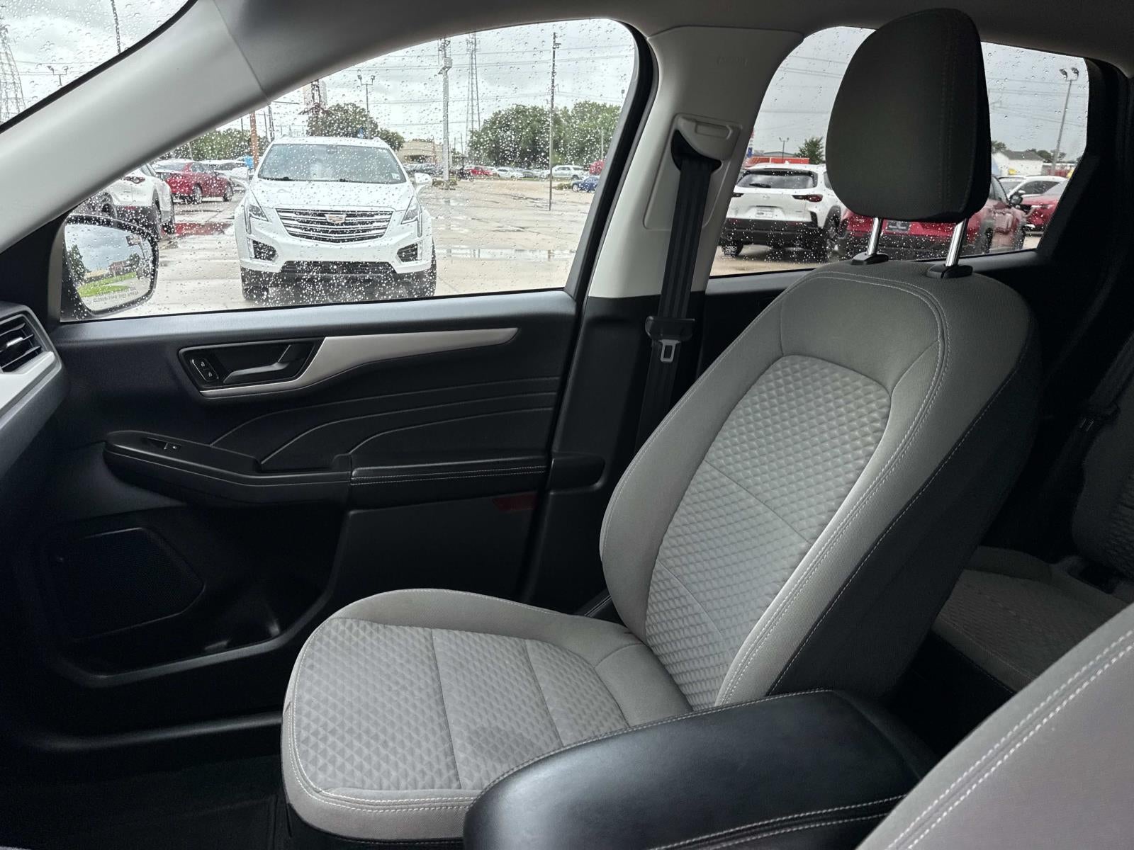 2022 Ford Escape SE FWD