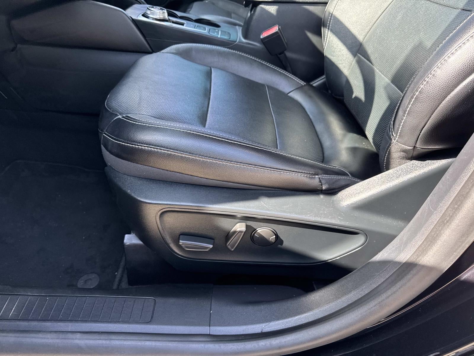 2020 Ford Escape Titanium AWD