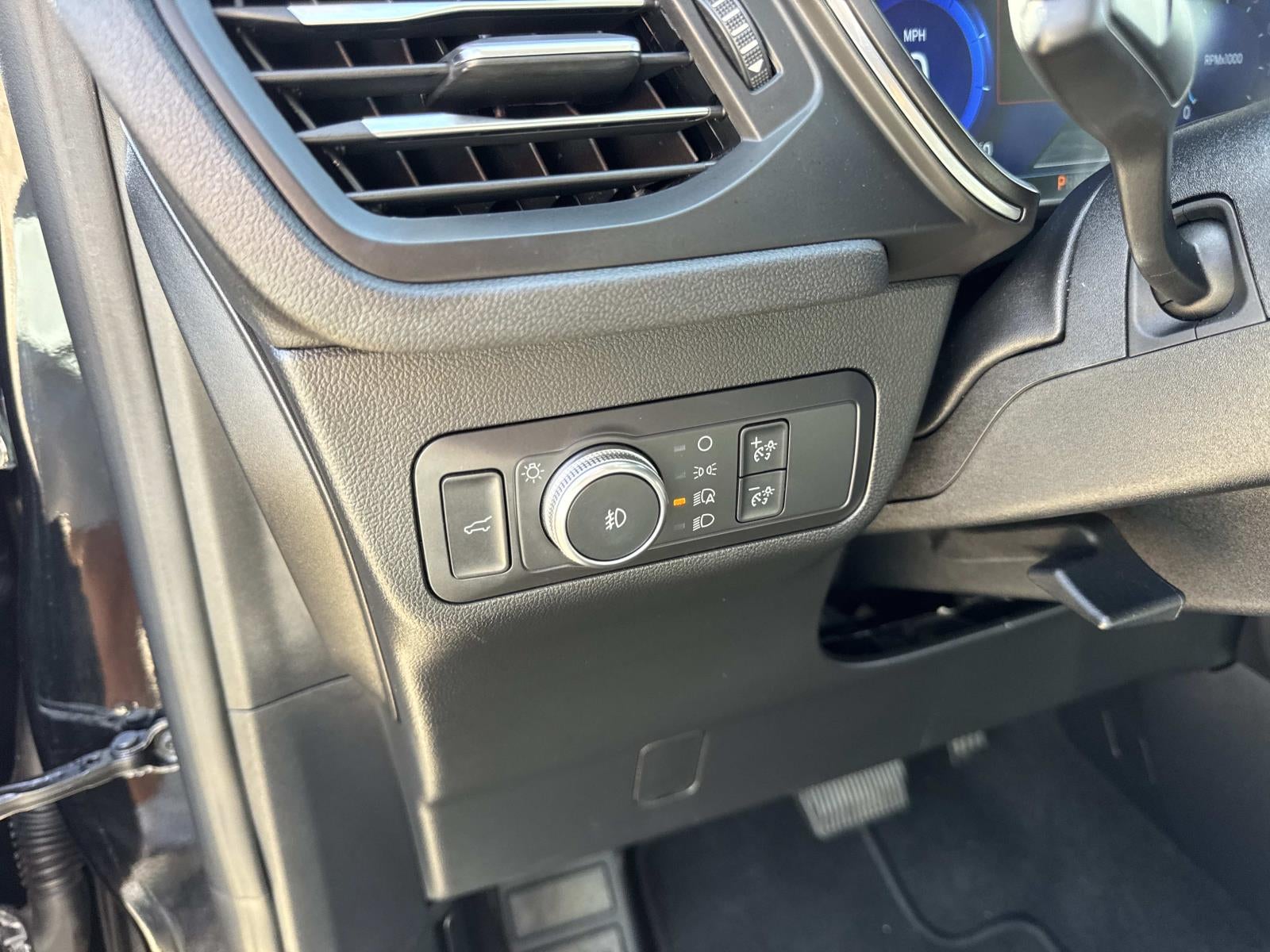 2020 Ford Escape Titanium AWD