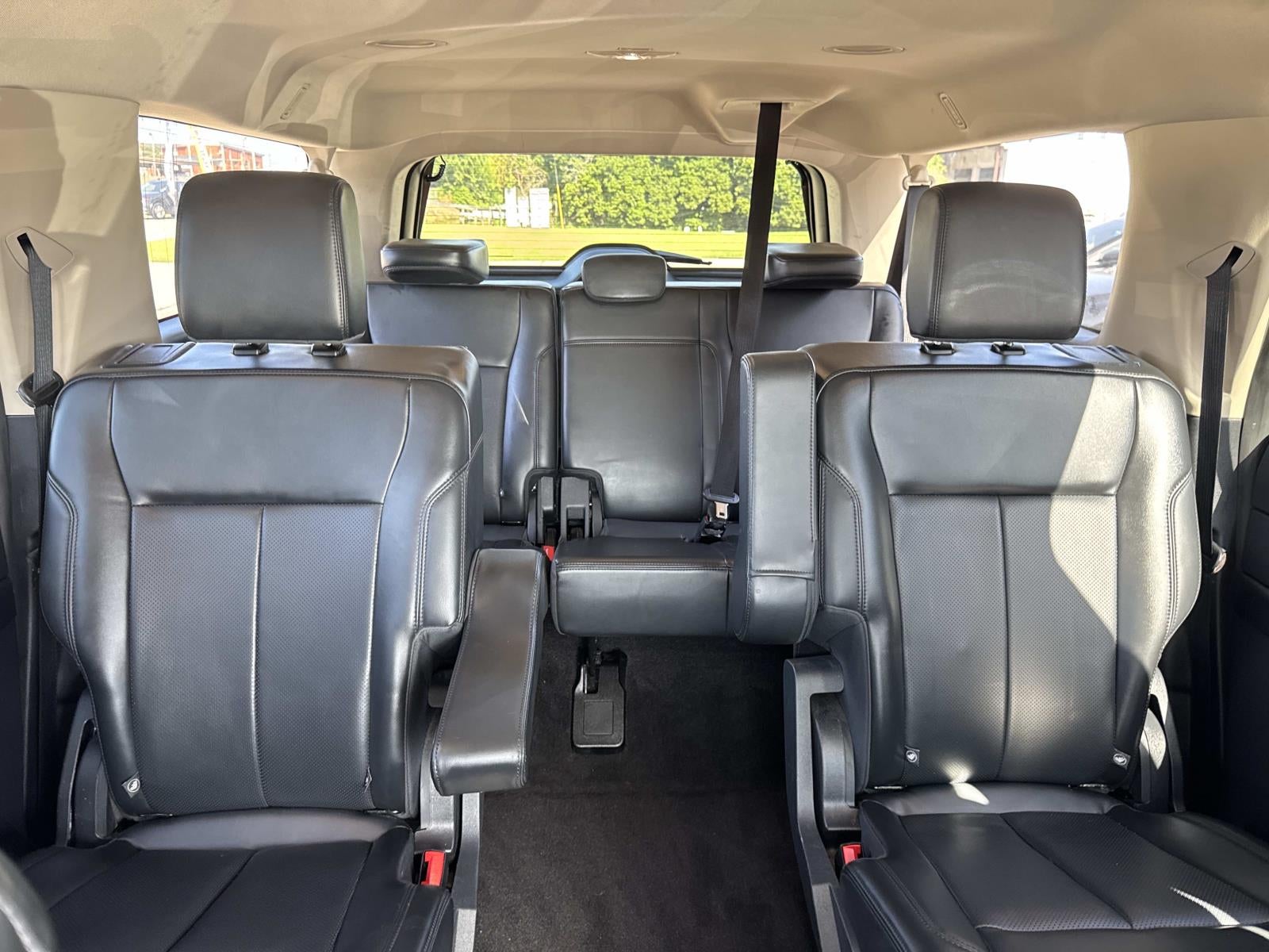 2023 Ford Expedition Max XLT 4x2