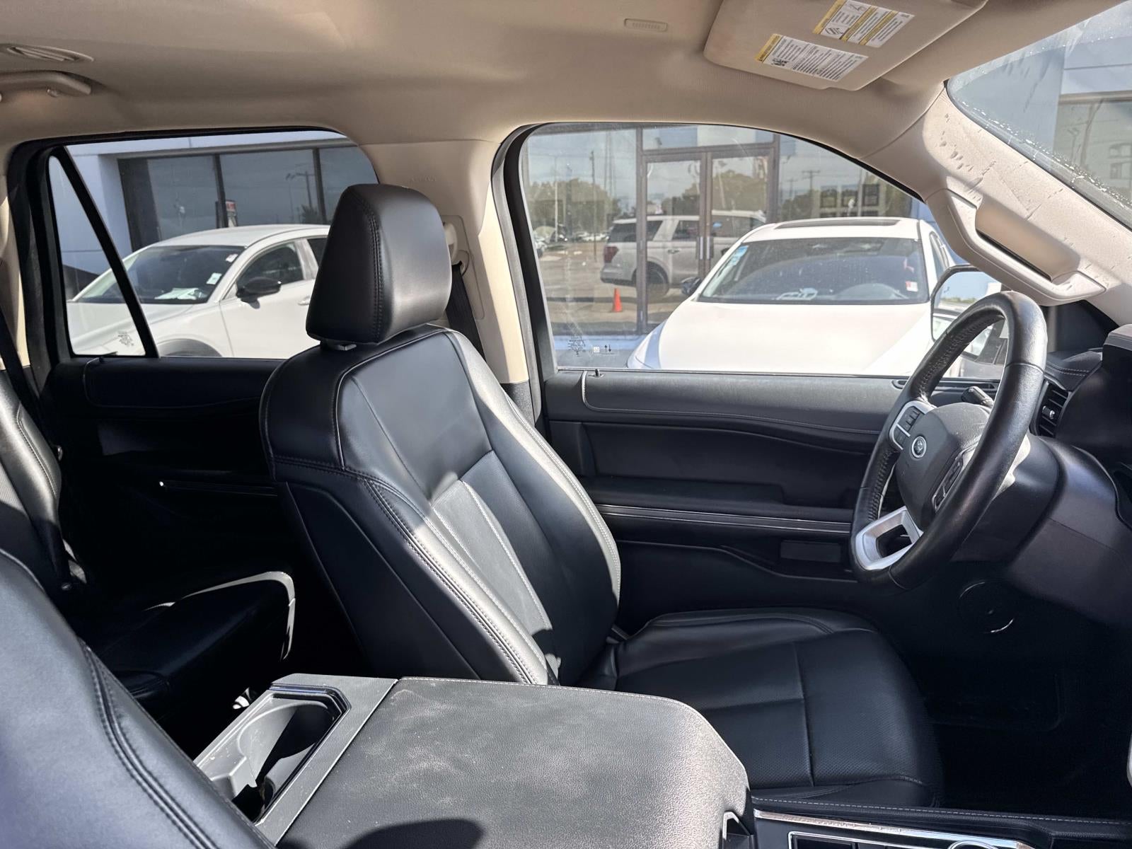 2023 Ford Expedition Max XLT 4x2