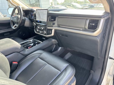 2023 Ford Expedition Max XLT 4x2