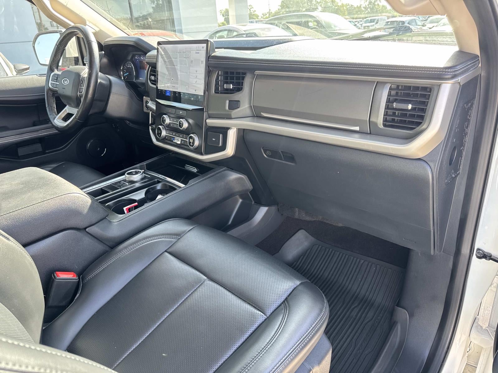 2023 Ford Expedition Max XLT 4x2