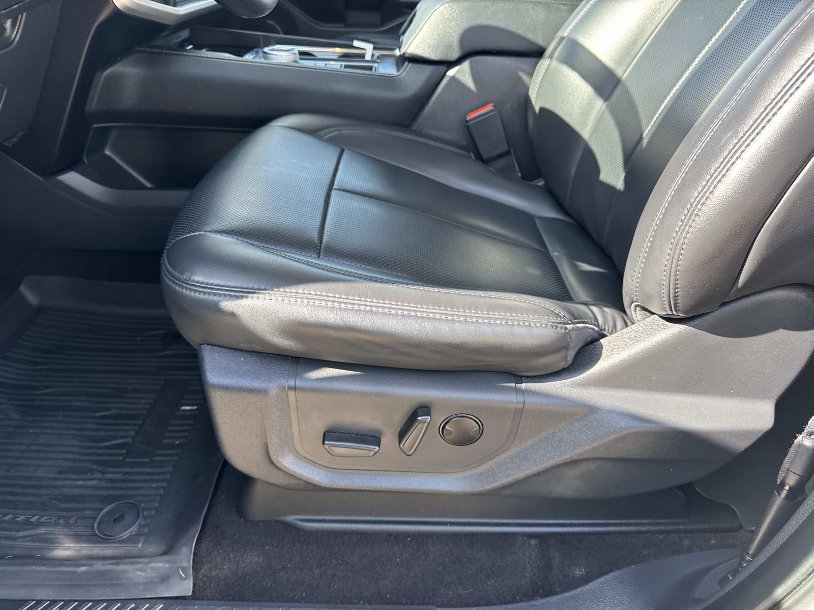 2023 Ford Expedition Max XLT 4x2
