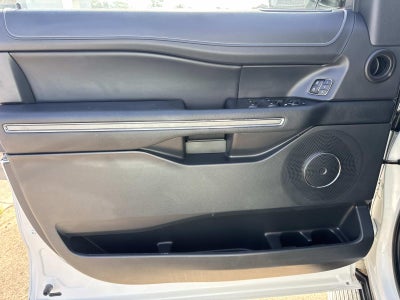 2023 Ford Expedition Max XLT 4x2