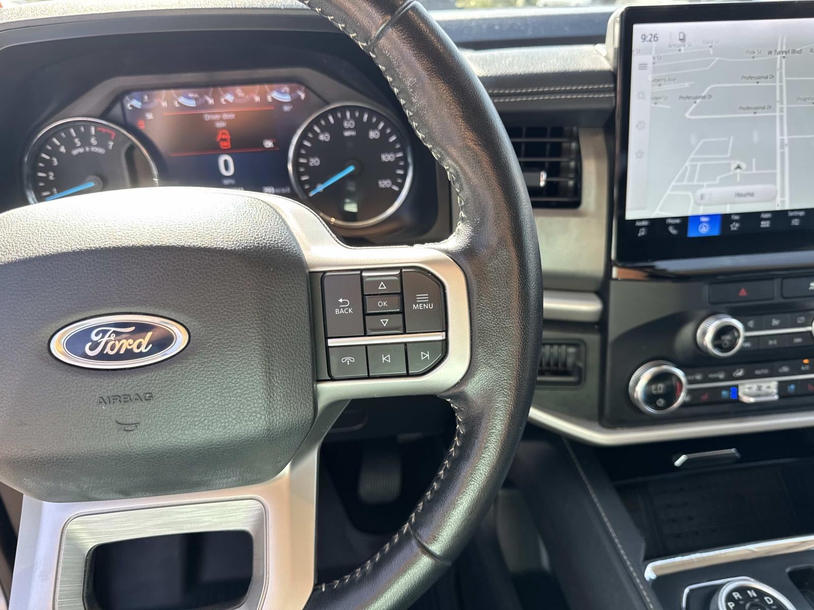 2023 Ford Expedition Max XLT 4x2