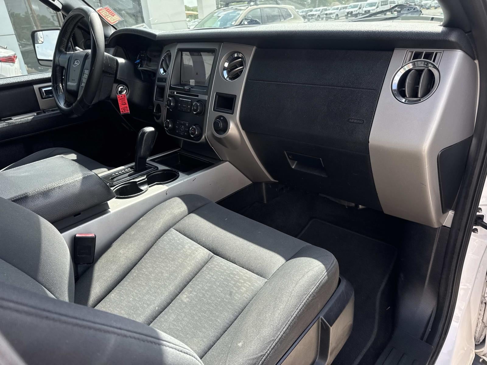 2017 Ford Expedition EL XLT 4x2