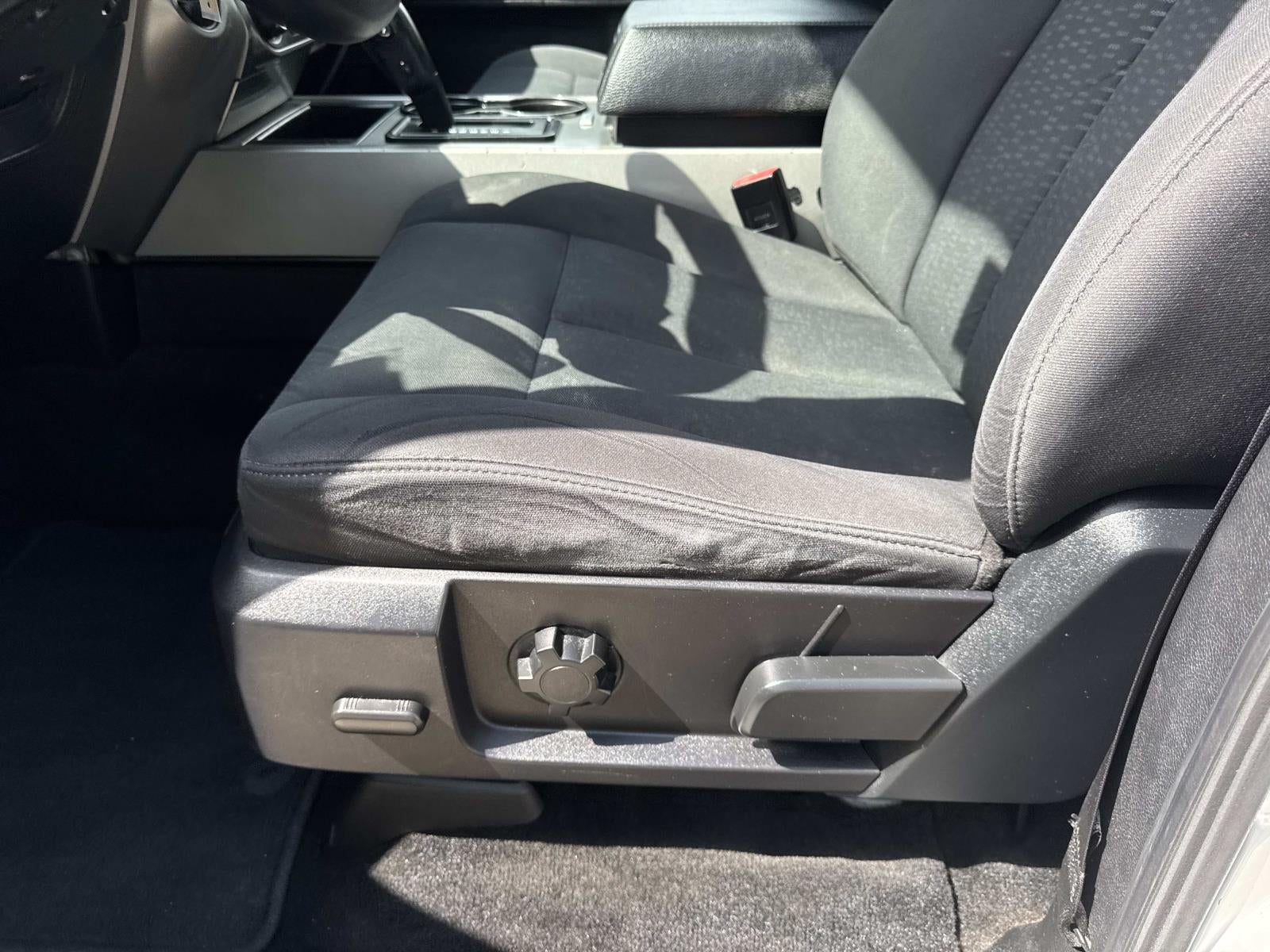 2017 Ford Expedition EL XLT 4x2