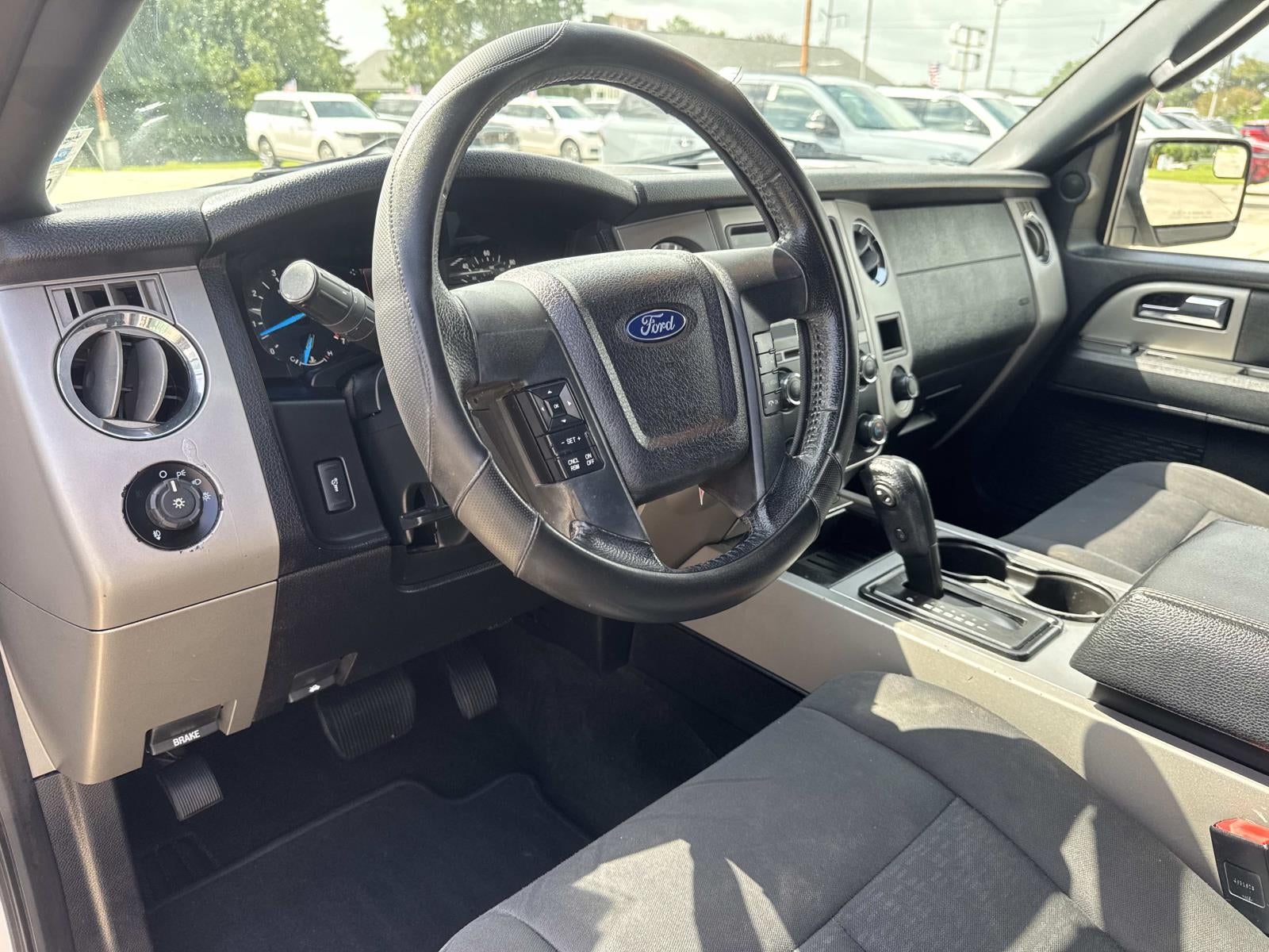 2017 Ford Expedition EL XLT 4x2