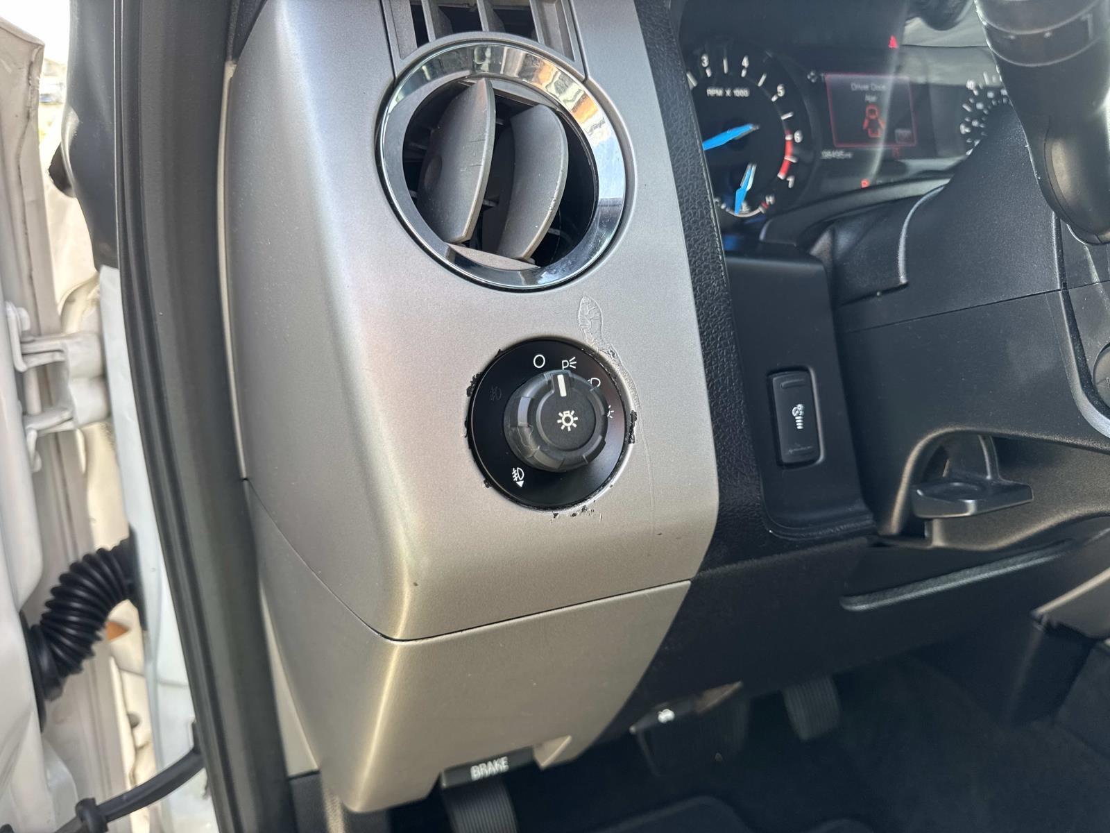2017 Ford Expedition EL XLT 4x2