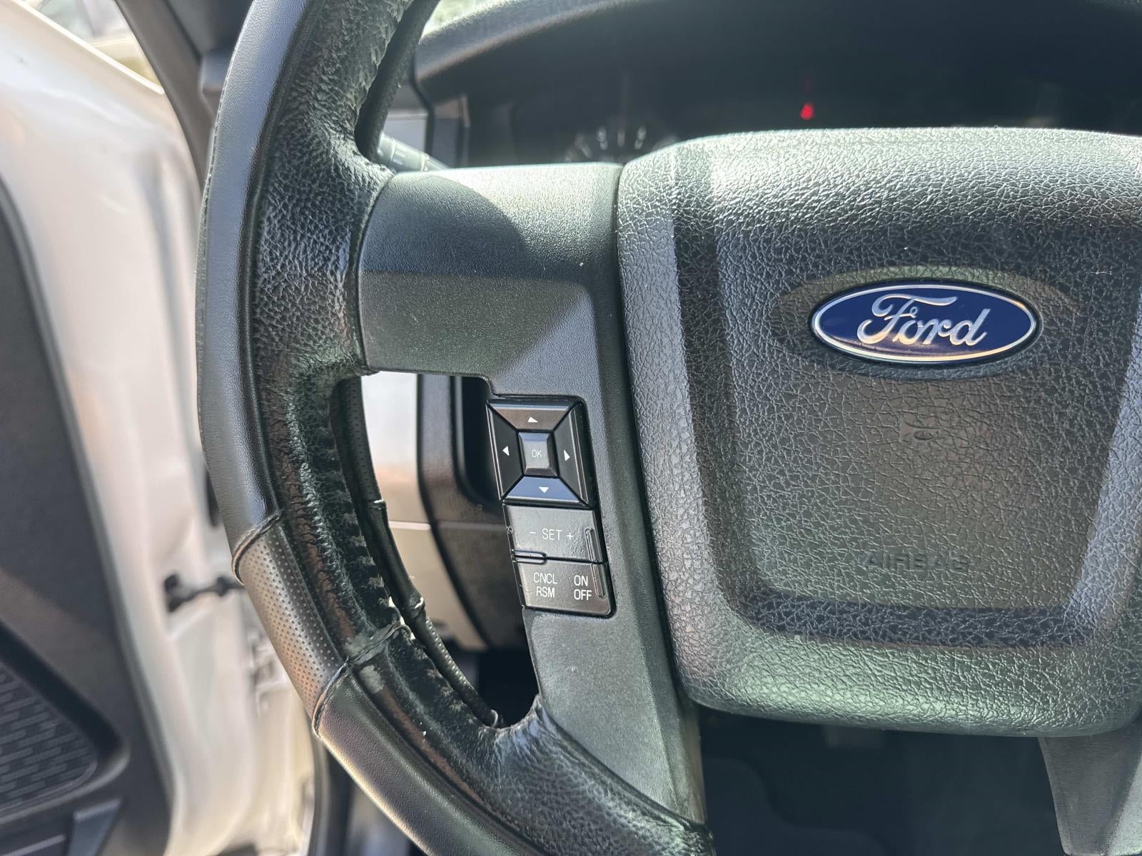 2017 Ford Expedition EL XLT 4x2