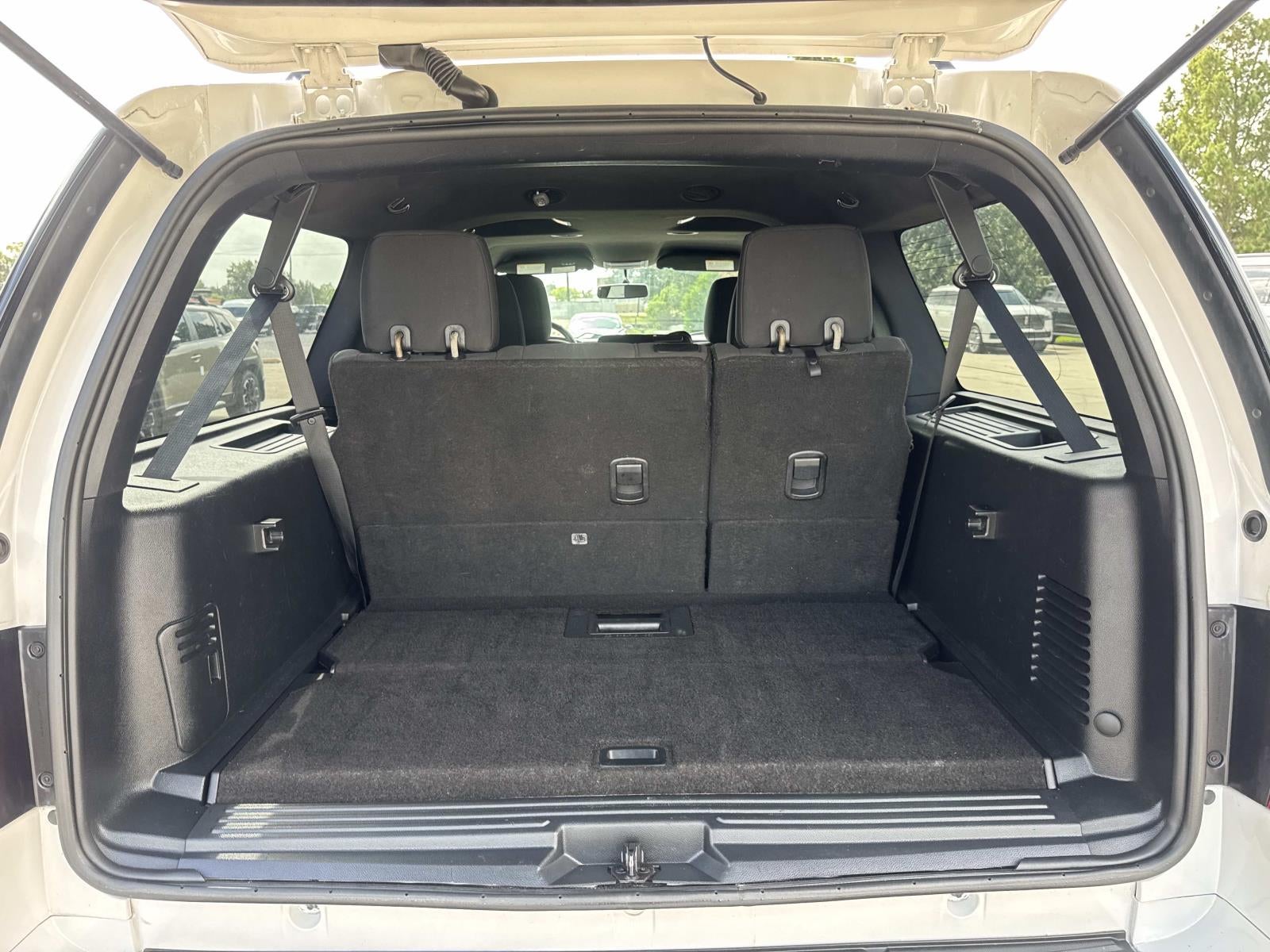 2017 Ford Expedition EL XLT 4x2
