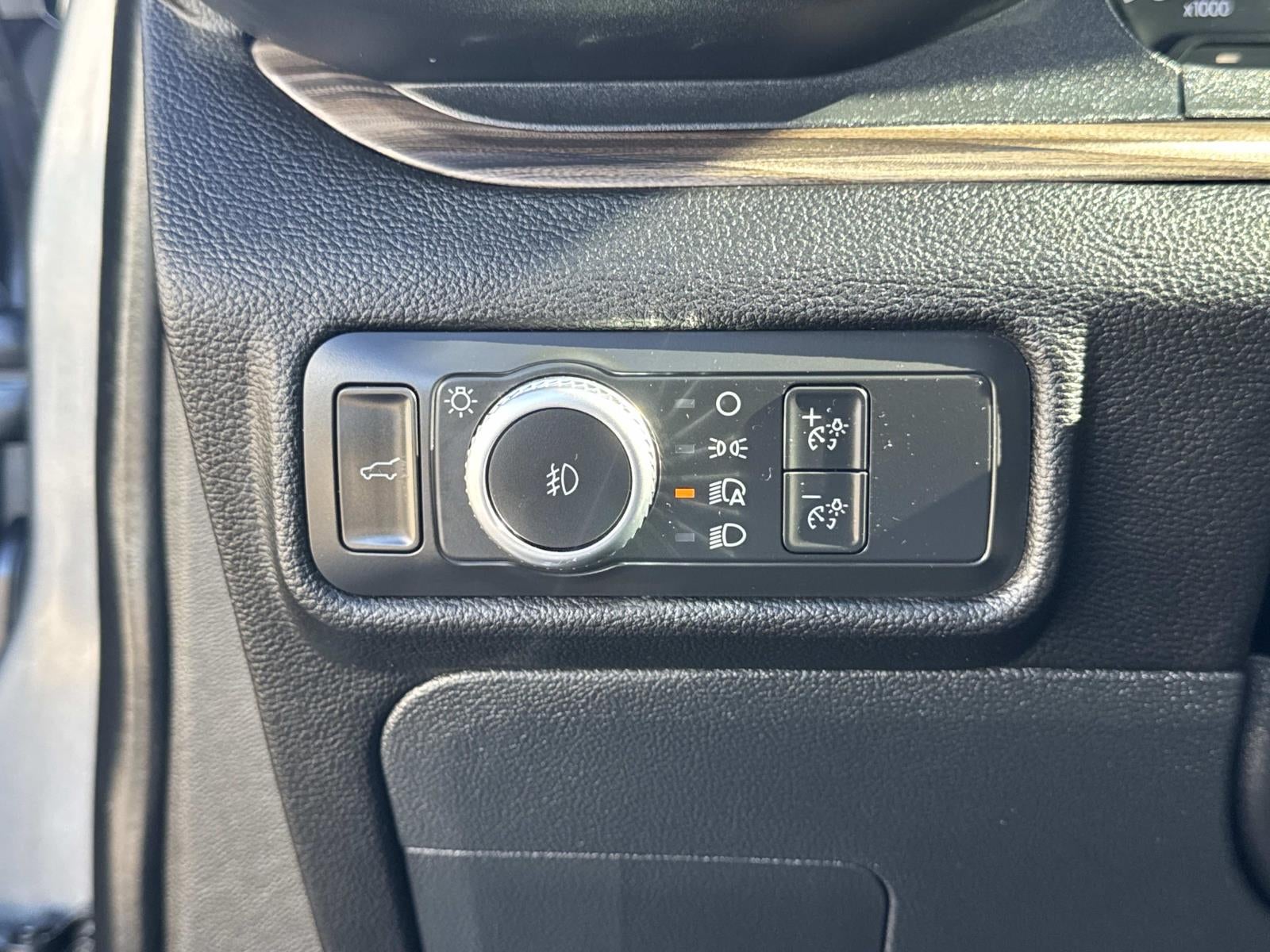 2022 Ford Explorer Limited RWD