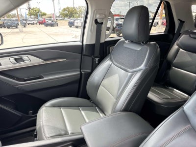 2025 Ford Explorer Active RWD