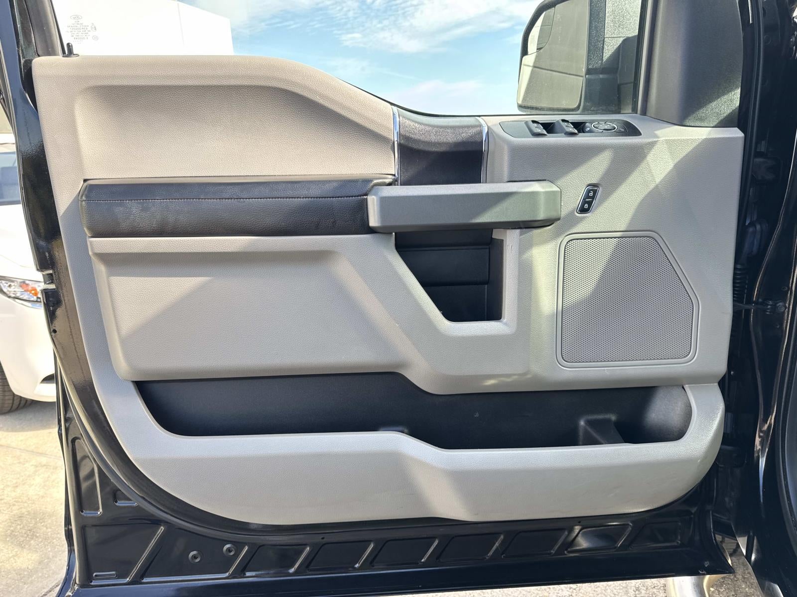 2018 Ford F-150 XLT 4WD SuperCrew 5.5' Box