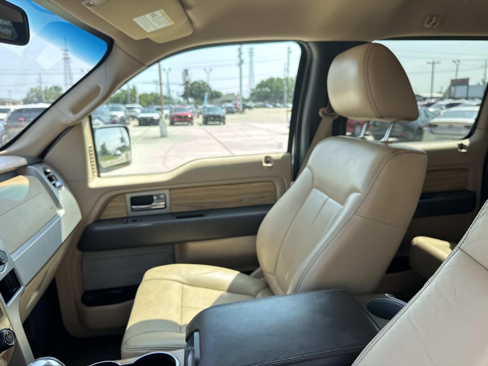 2011 Ford F-150 4WD SuperCrew 145 Lariat