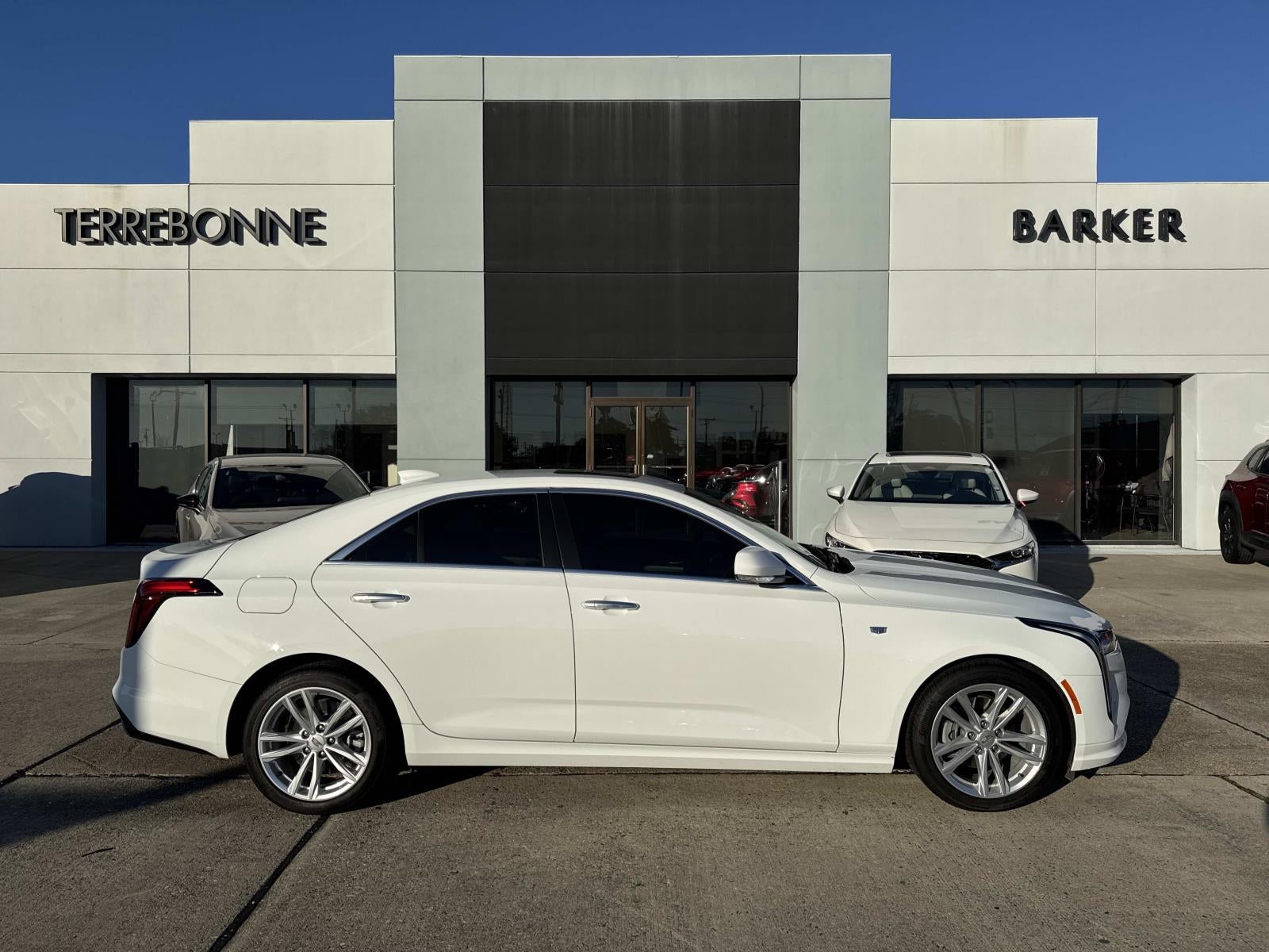 2025 Cadillac CT4 4dr Sdn Luxury