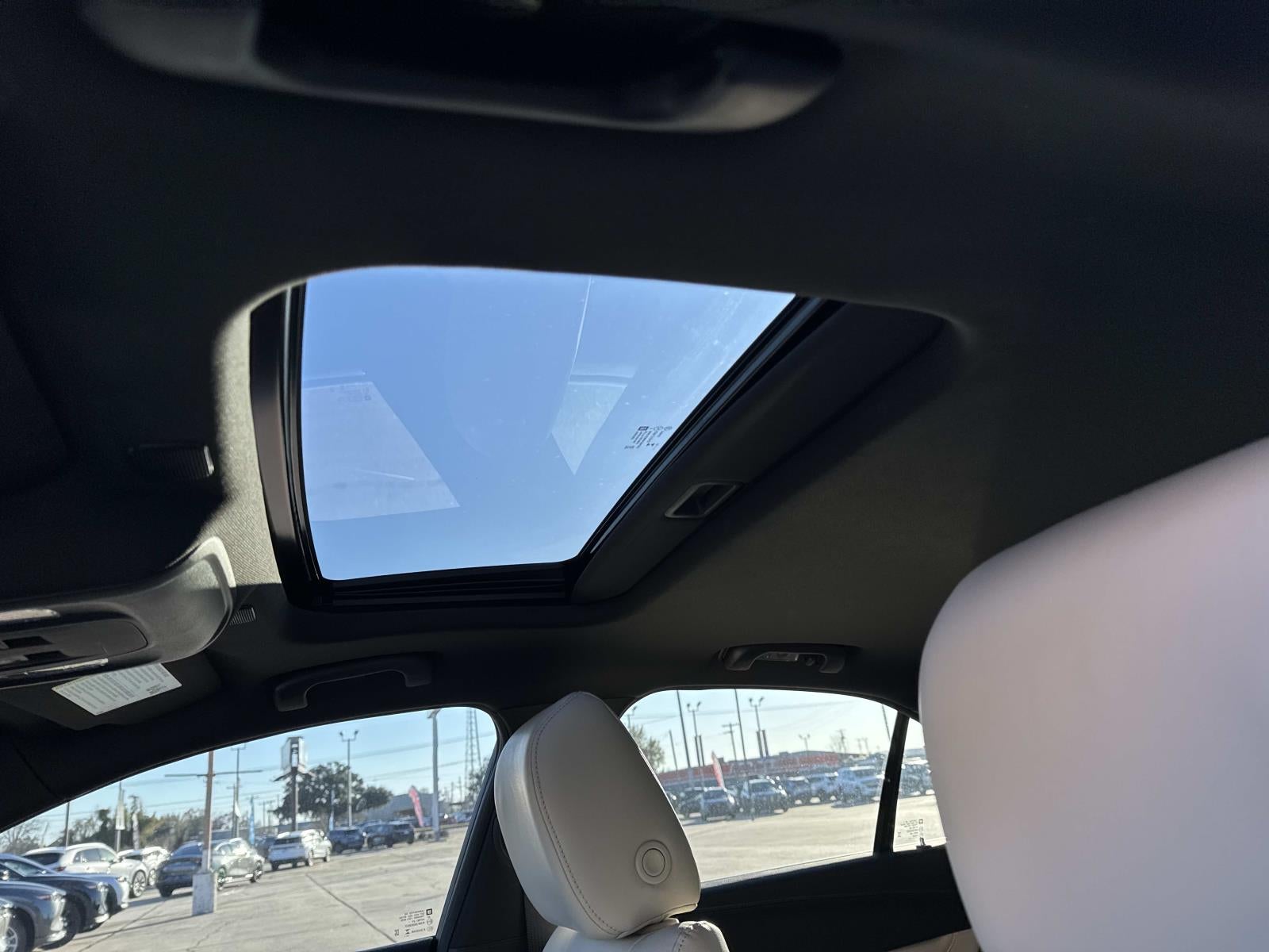 2025 Cadillac CT4 4dr Sdn Luxury