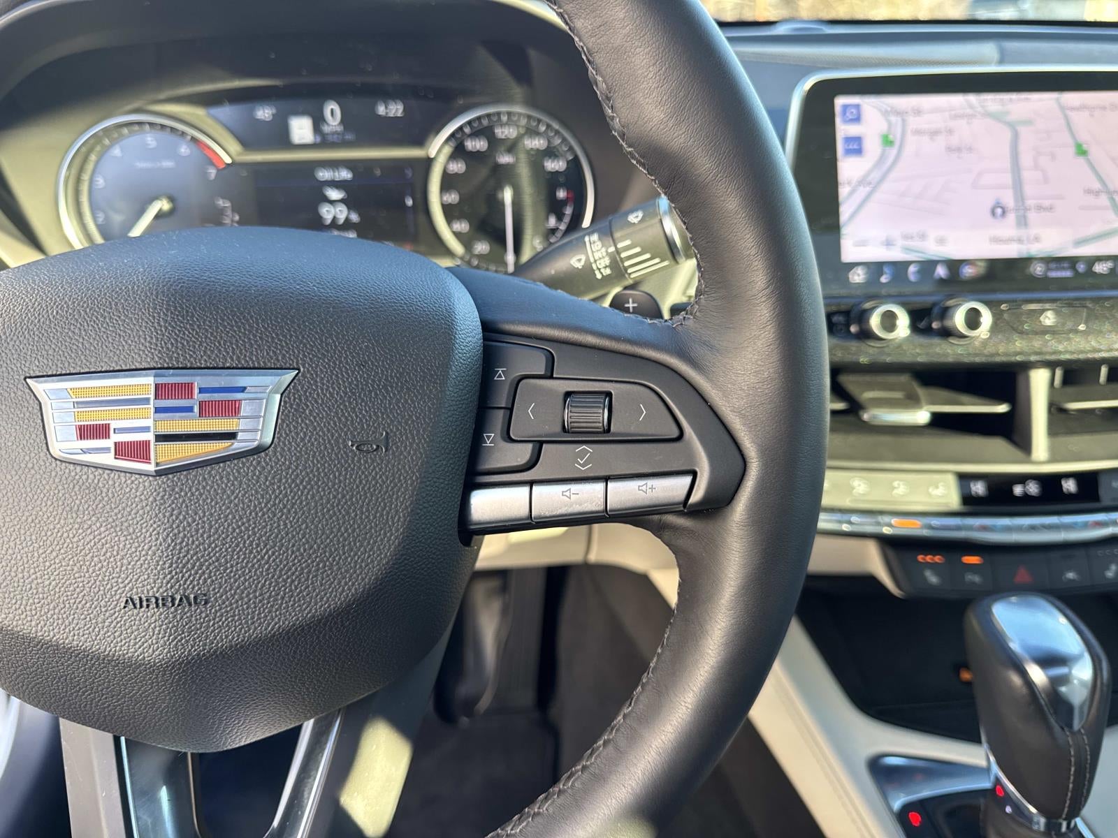 2025 Cadillac CT4 4dr Sdn Luxury