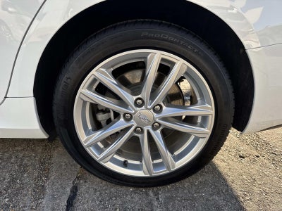 2025 Cadillac CT4 4dr Sdn Luxury