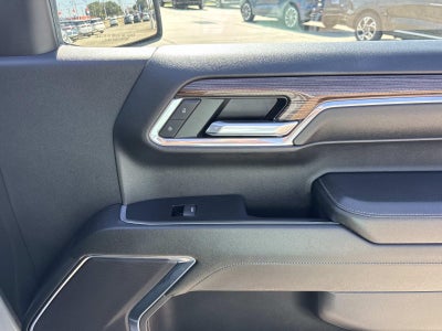2024 Chevrolet Silverado 1500 2WD Crew Cab 147 LT