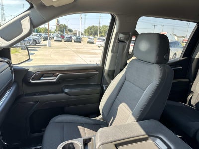 2024 Chevrolet Silverado 1500 2WD Crew Cab 147 LT