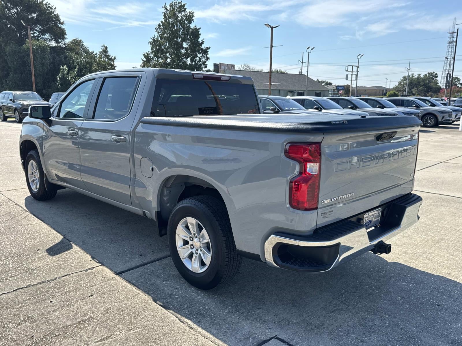 2024 Chevrolet Silverado 1500 2WD Crew Cab 147 LT