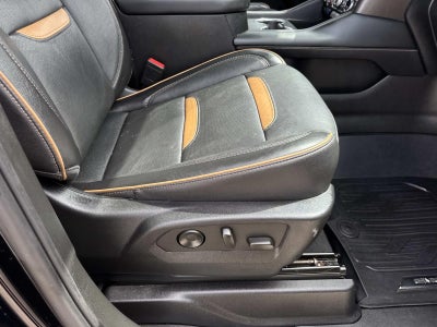 2023 GMC Yukon XL 4WD 4dr AT4