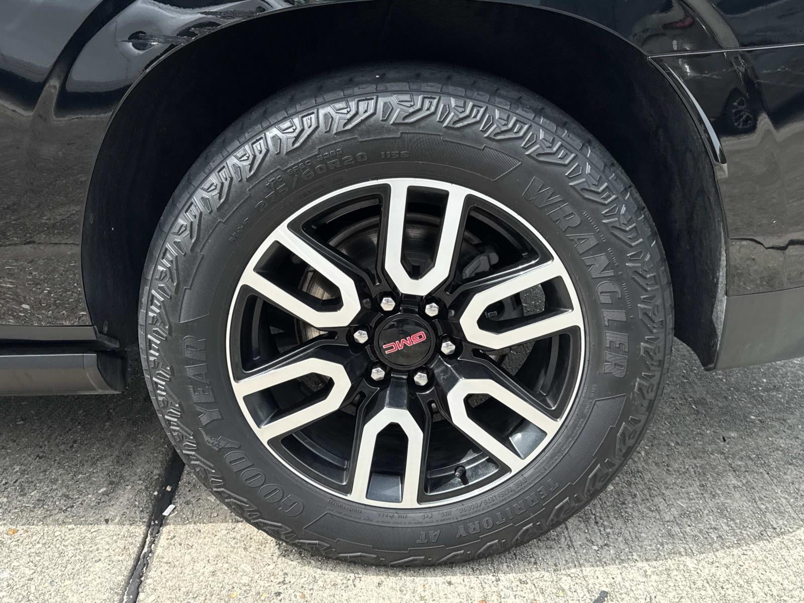 2023 GMC Yukon XL 4WD 4dr AT4