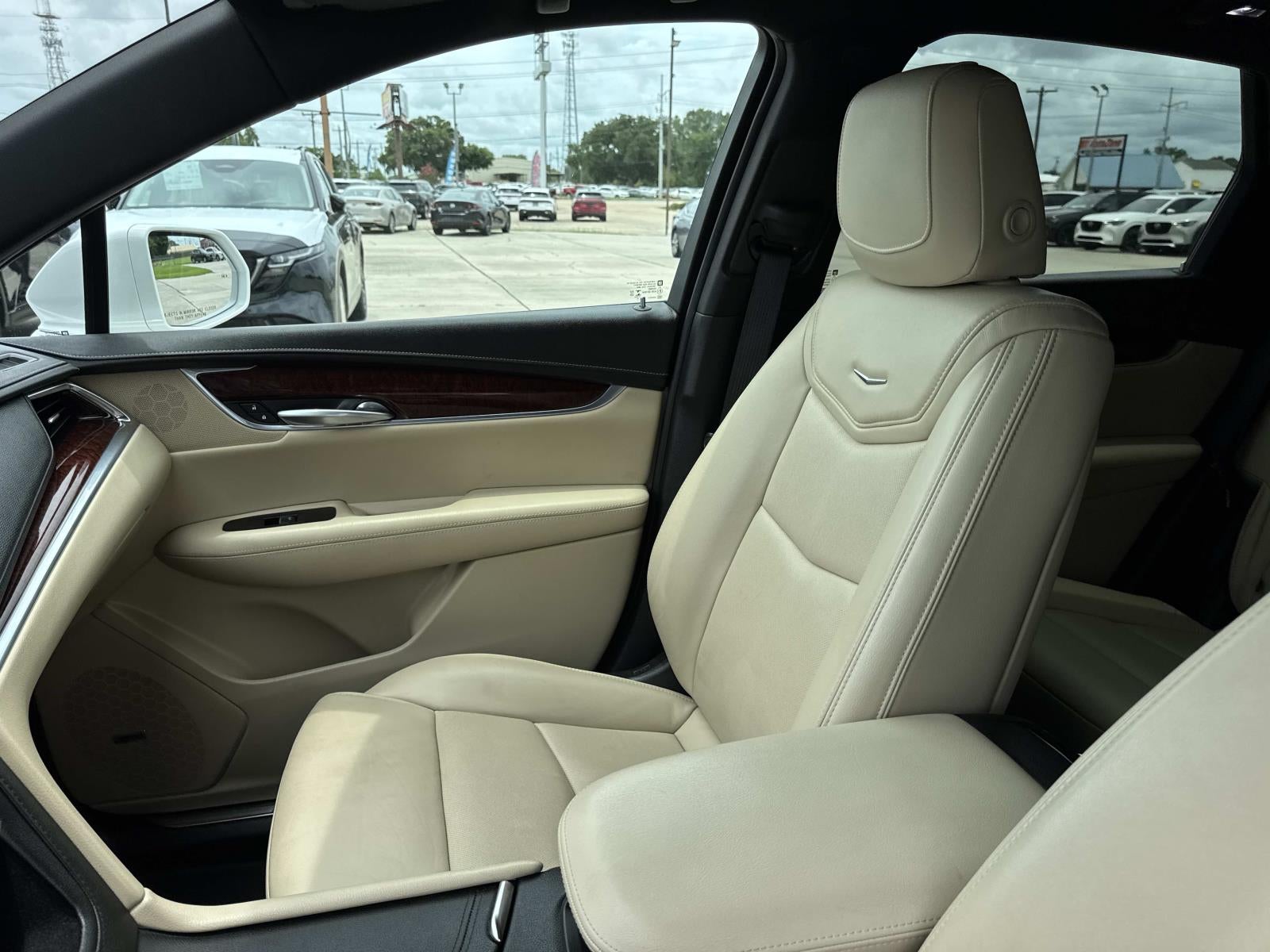 2019 Cadillac XT5 FWD 4dr Premium Luxury