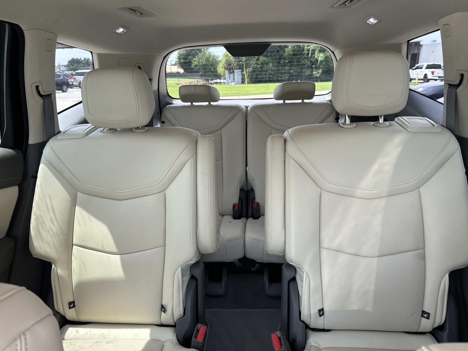 2022 Cadillac XT6 FWD 4dr Premium Luxury