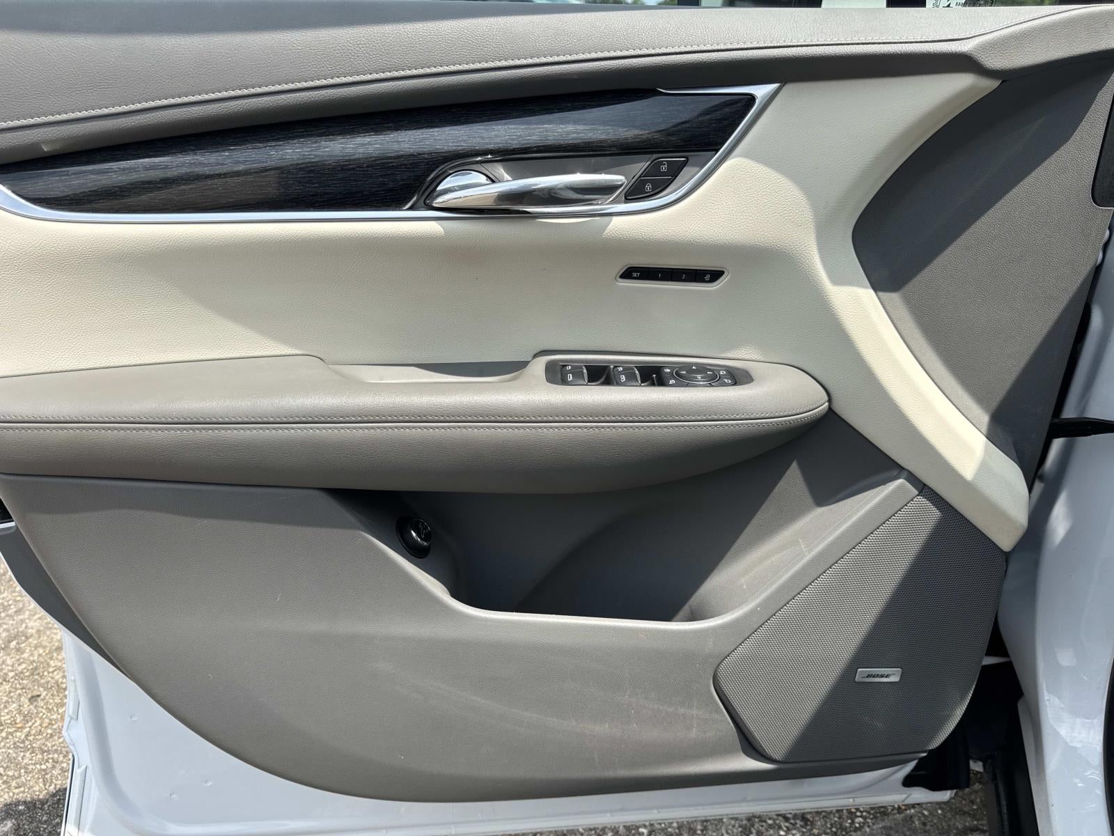 2022 Cadillac XT6 FWD 4dr Premium Luxury