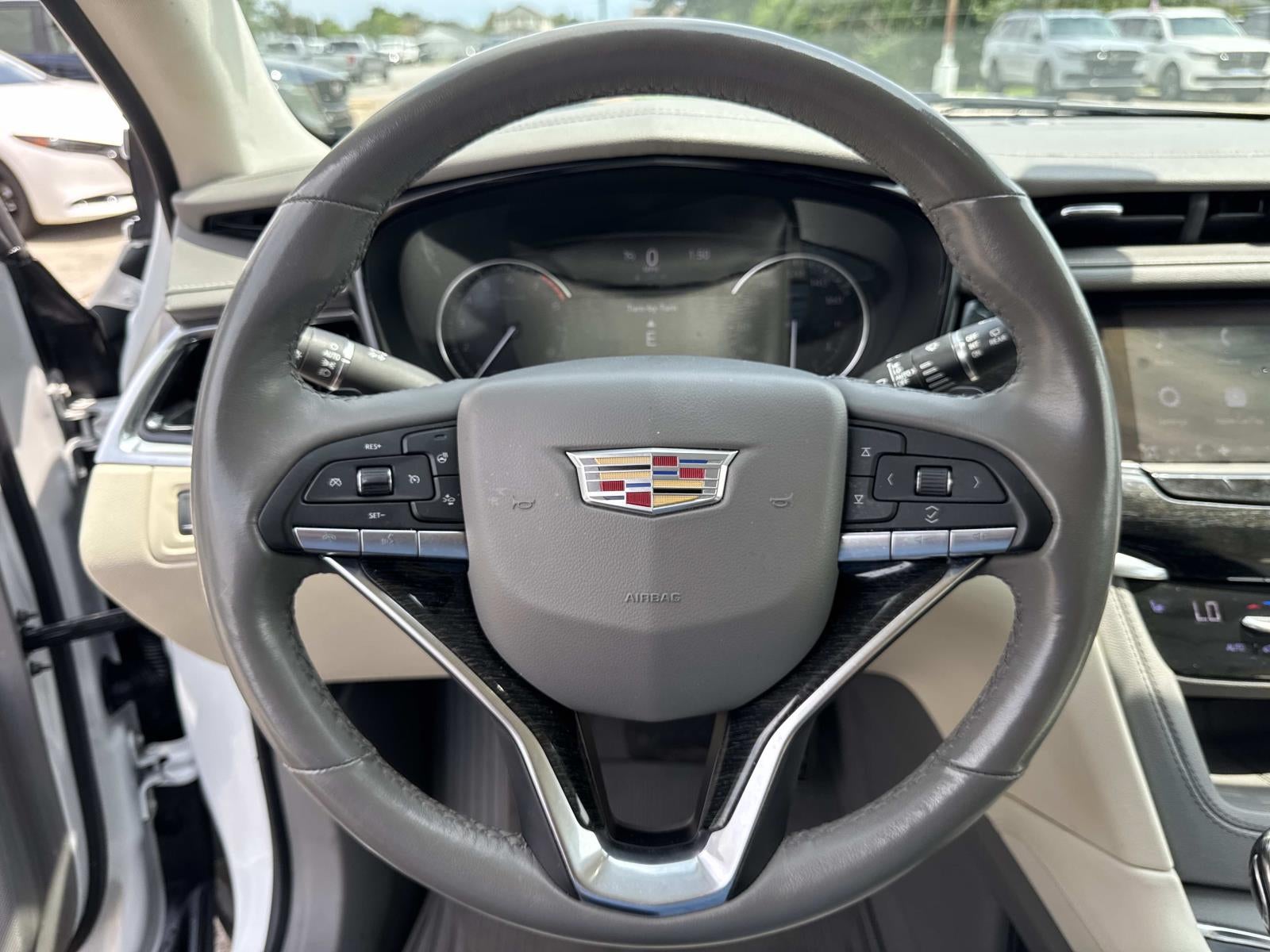 2022 Cadillac XT6 FWD 4dr Premium Luxury