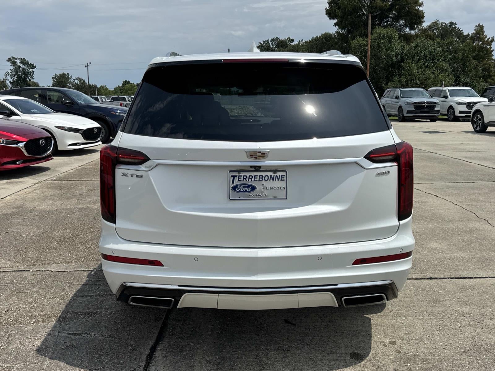 2022 Cadillac XT6 FWD 4dr Premium Luxury