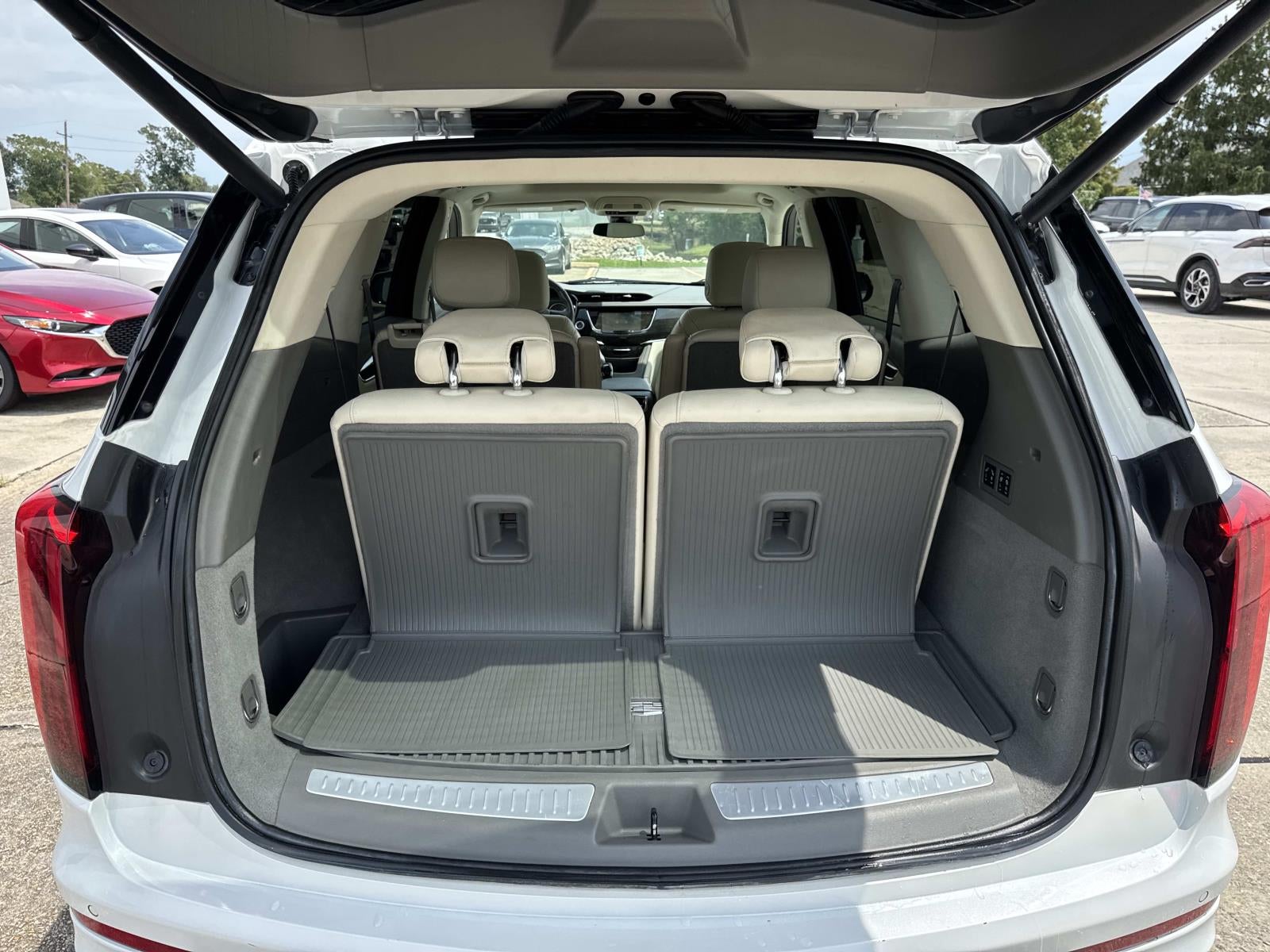 2022 Cadillac XT6 FWD 4dr Premium Luxury