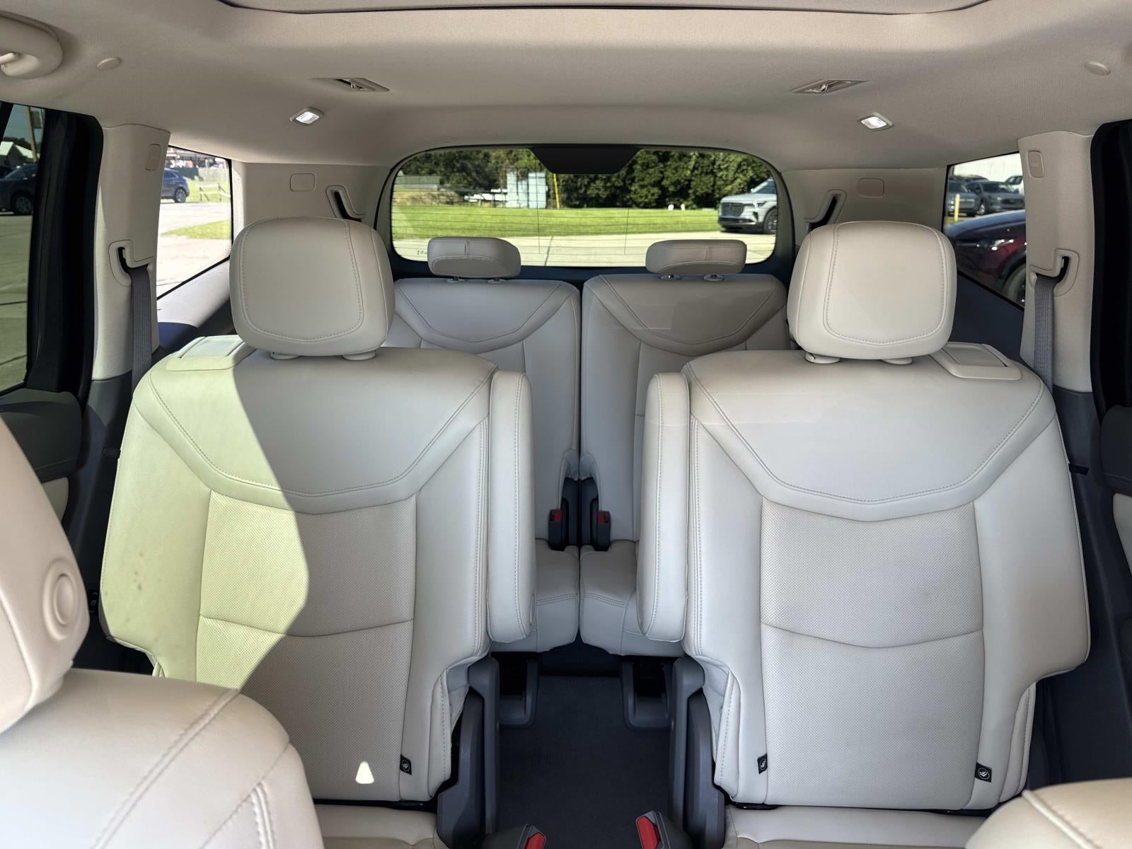 2023 Cadillac XT6 FWD 4dr Premium Luxury