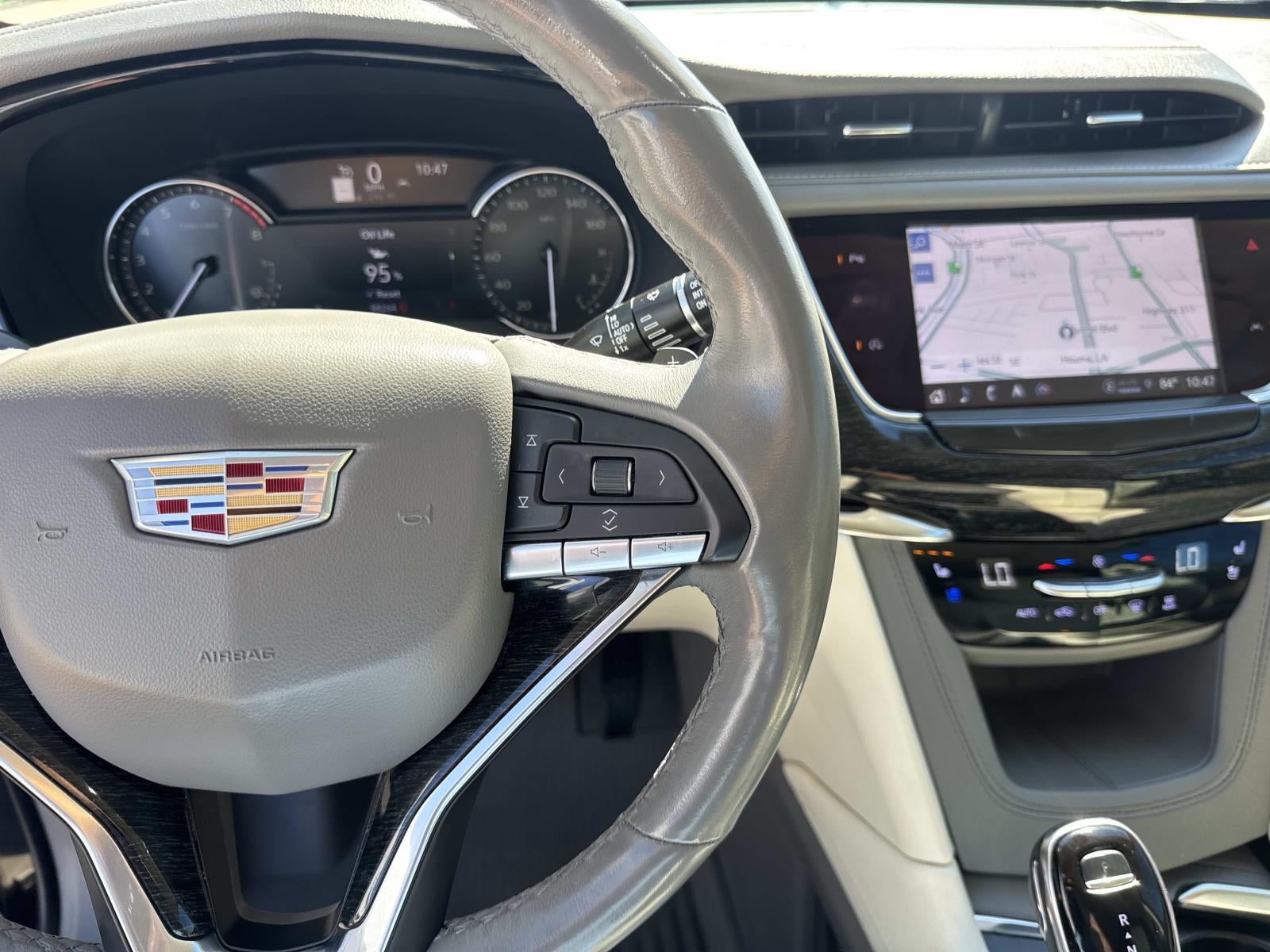 2023 Cadillac XT6 FWD 4dr Premium Luxury