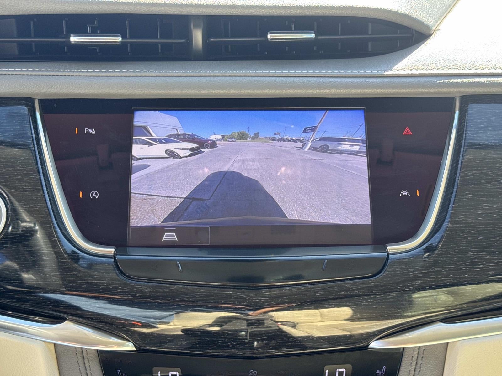 2023 Cadillac XT6 FWD 4dr Premium Luxury