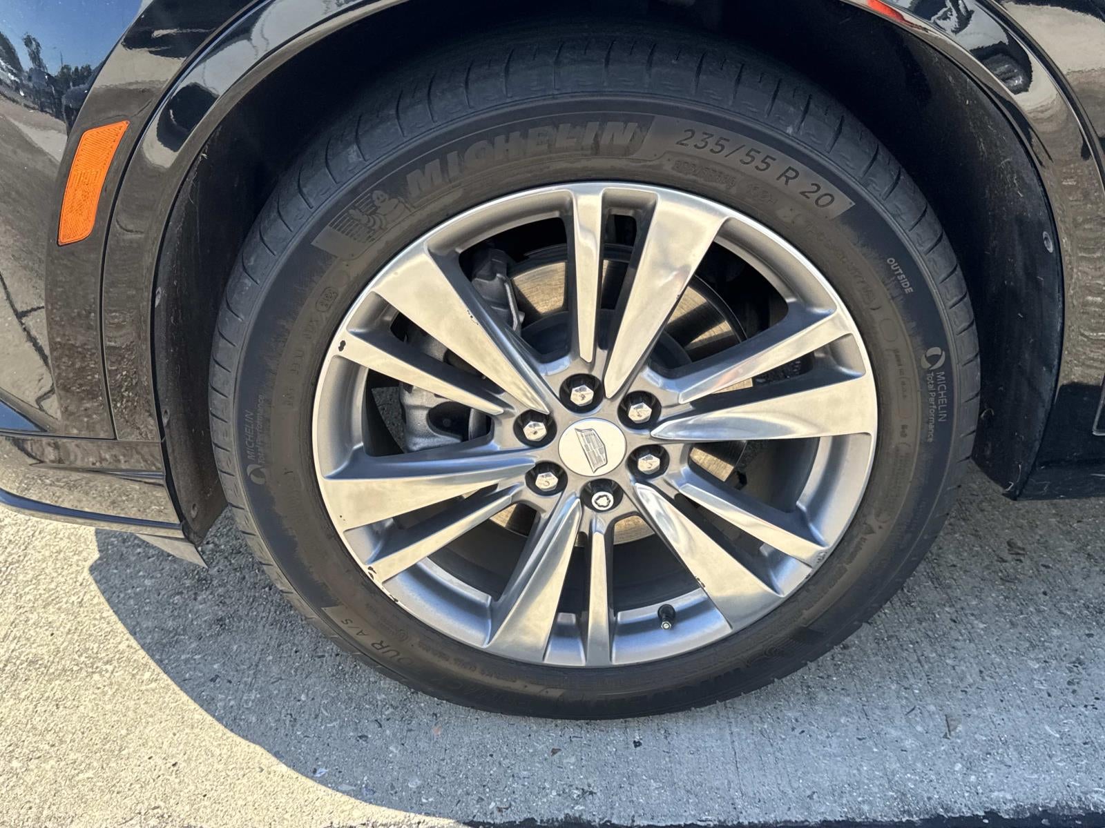 2023 Cadillac XT6 FWD 4dr Premium Luxury