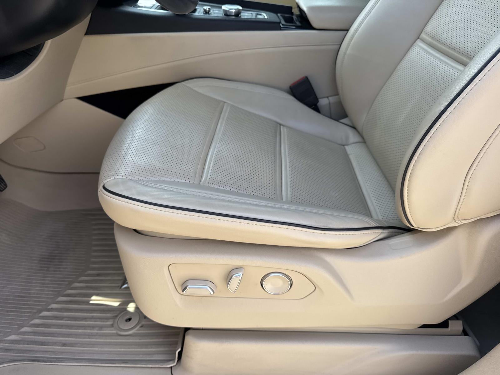 2023 Cadillac Escalade ESV RWD 4dr Premium Luxury