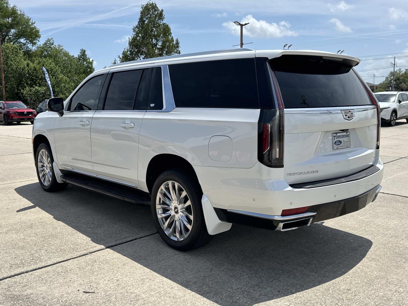 2023 Cadillac Escalade ESV RWD 4dr Premium Luxury