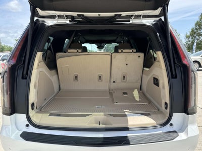 2023 Cadillac Escalade ESV RWD 4dr Premium Luxury