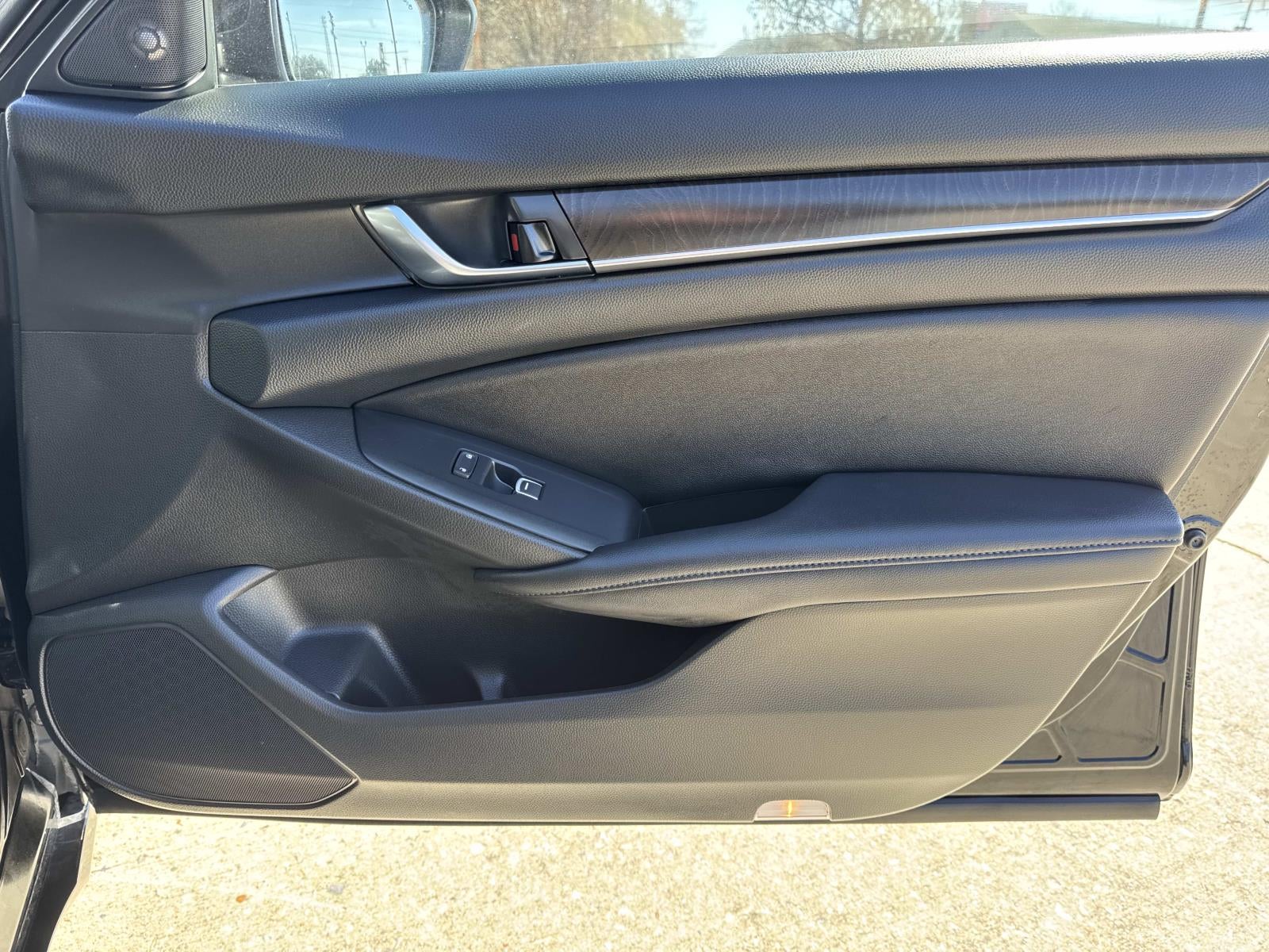 2020 Honda Accord Hybrid Touring Sedan