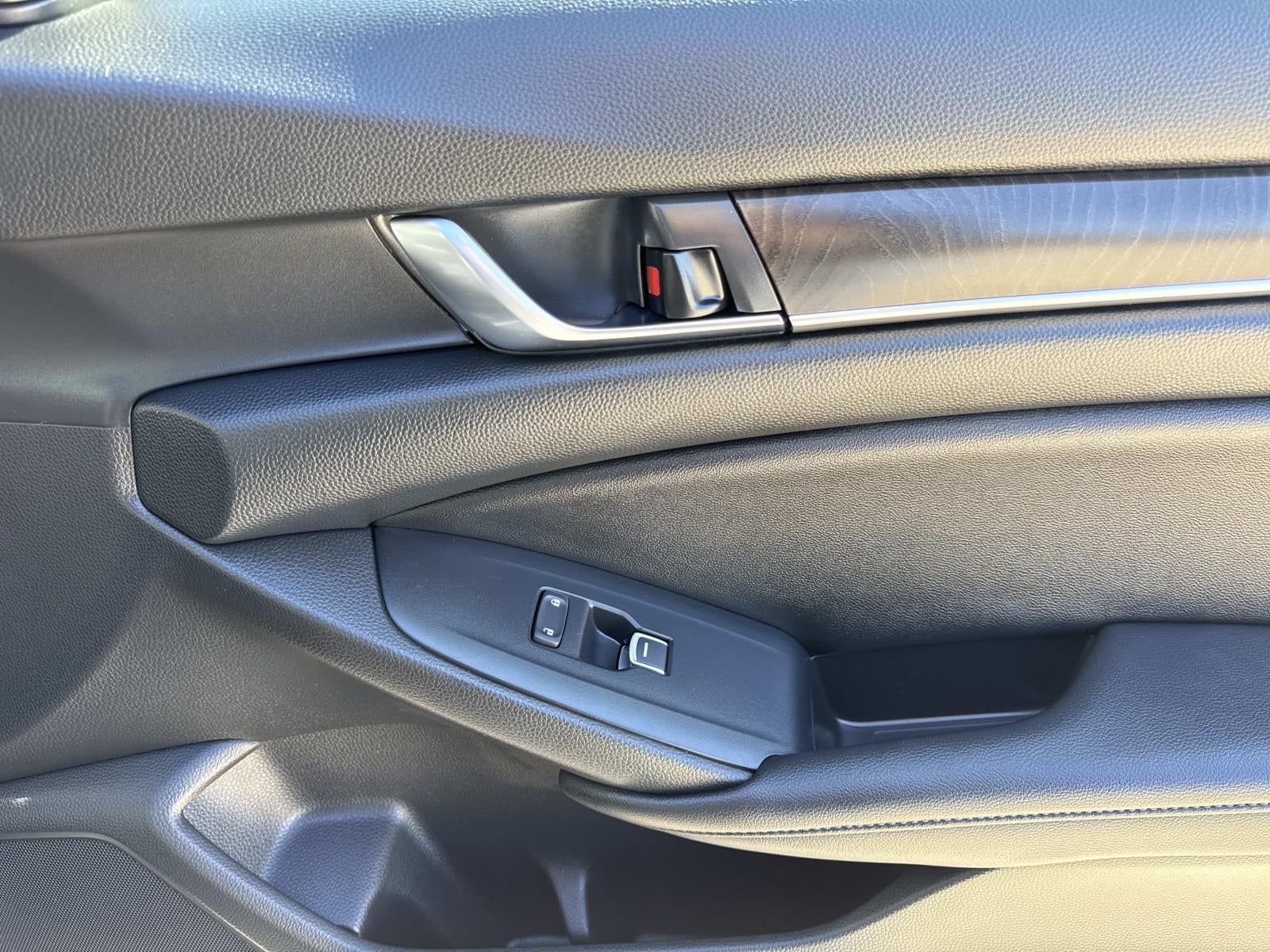 2020 Honda Accord Hybrid Touring Sedan