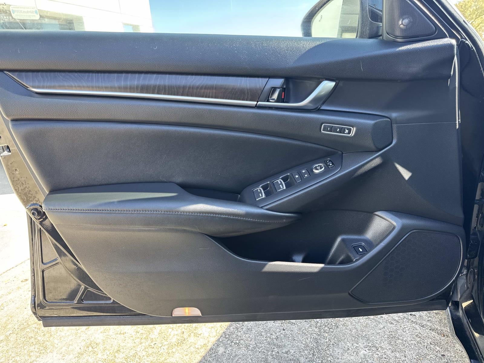 2020 Honda Accord Hybrid Touring Sedan