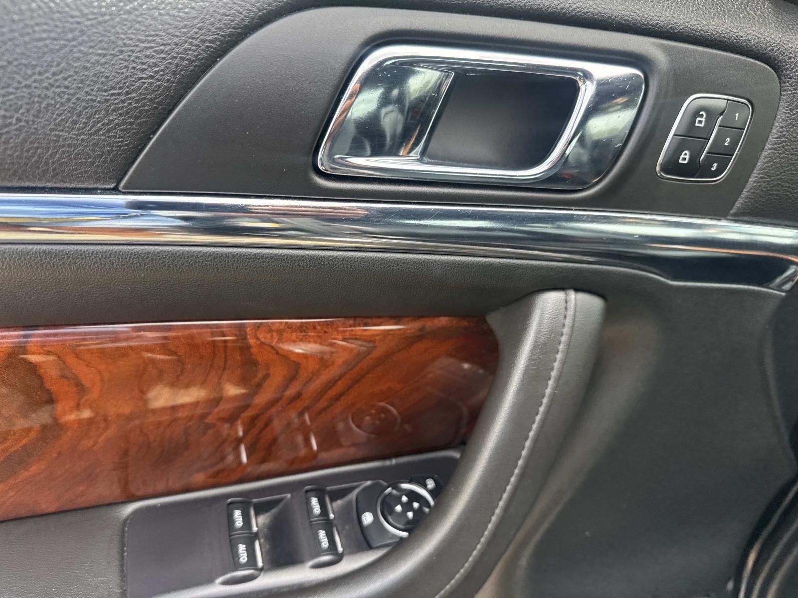 2014 Lincoln MKS 4dr Sdn 3.5L AWD EcoBoost
